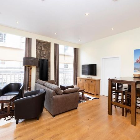 Appartamento Joivy 1 Bed Flat In Old Town, Next To St Giles Cathedral Edimburgo Esterno foto