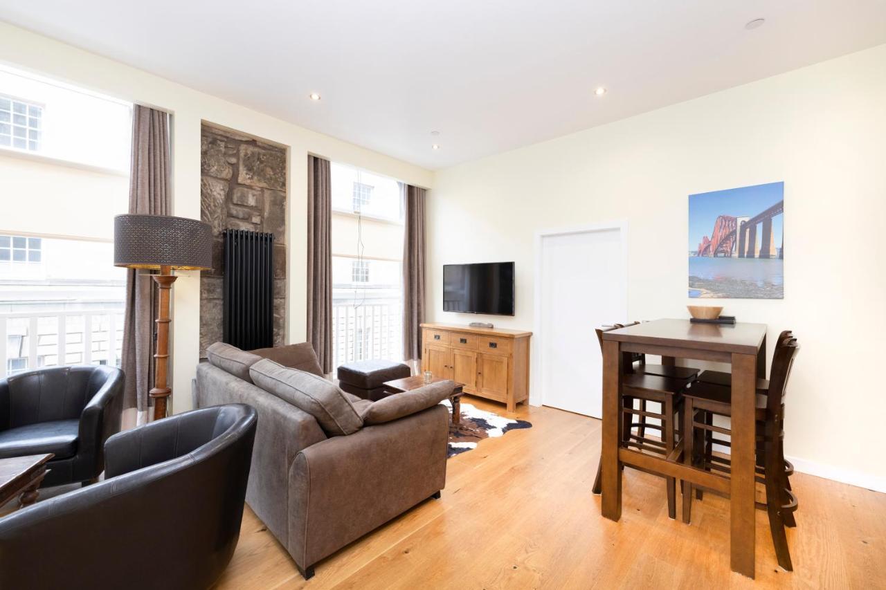 Appartamento Joivy 1 Bed Flat In Old Town, Next To St Giles Cathedral Edimburgo Esterno foto