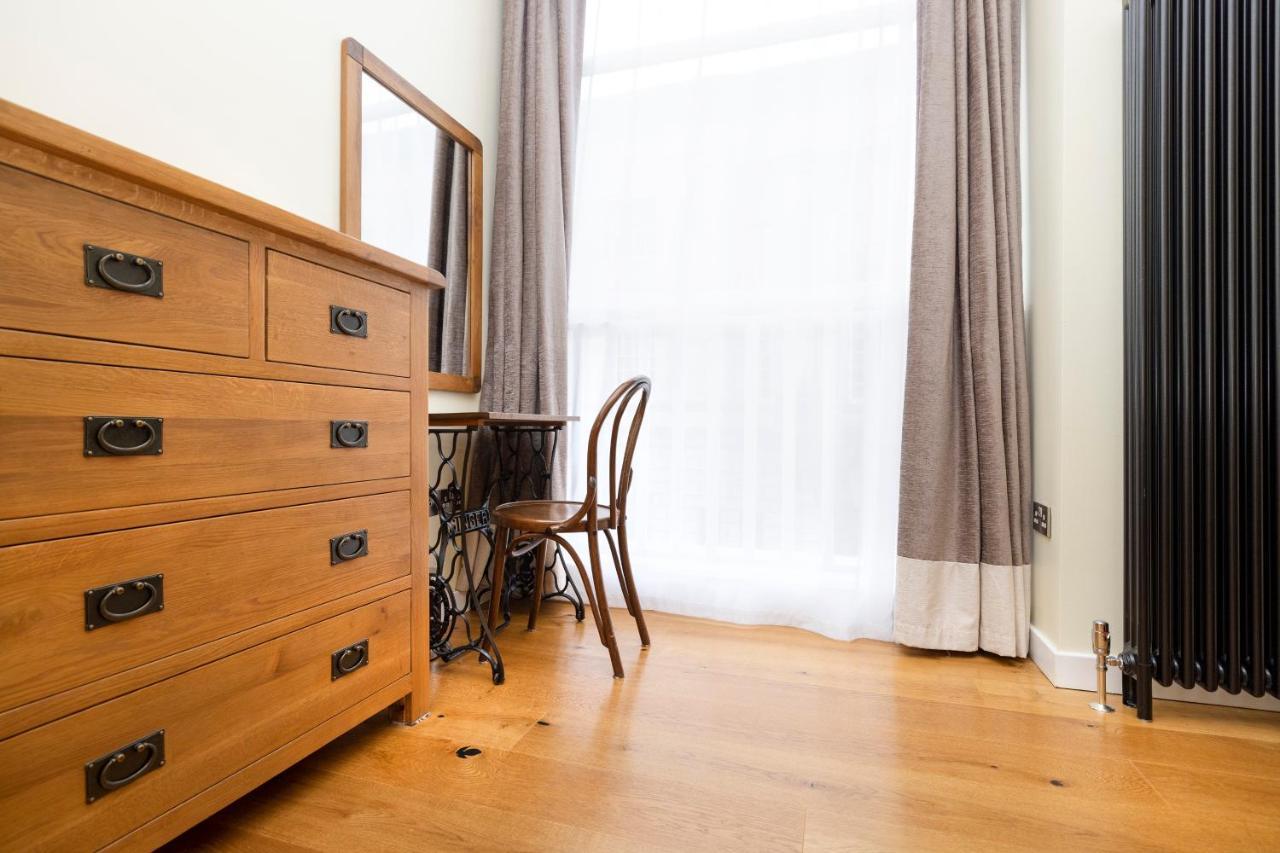 Appartamento Joivy 1 Bed Flat In Old Town, Next To St Giles Cathedral Edimburgo Esterno foto