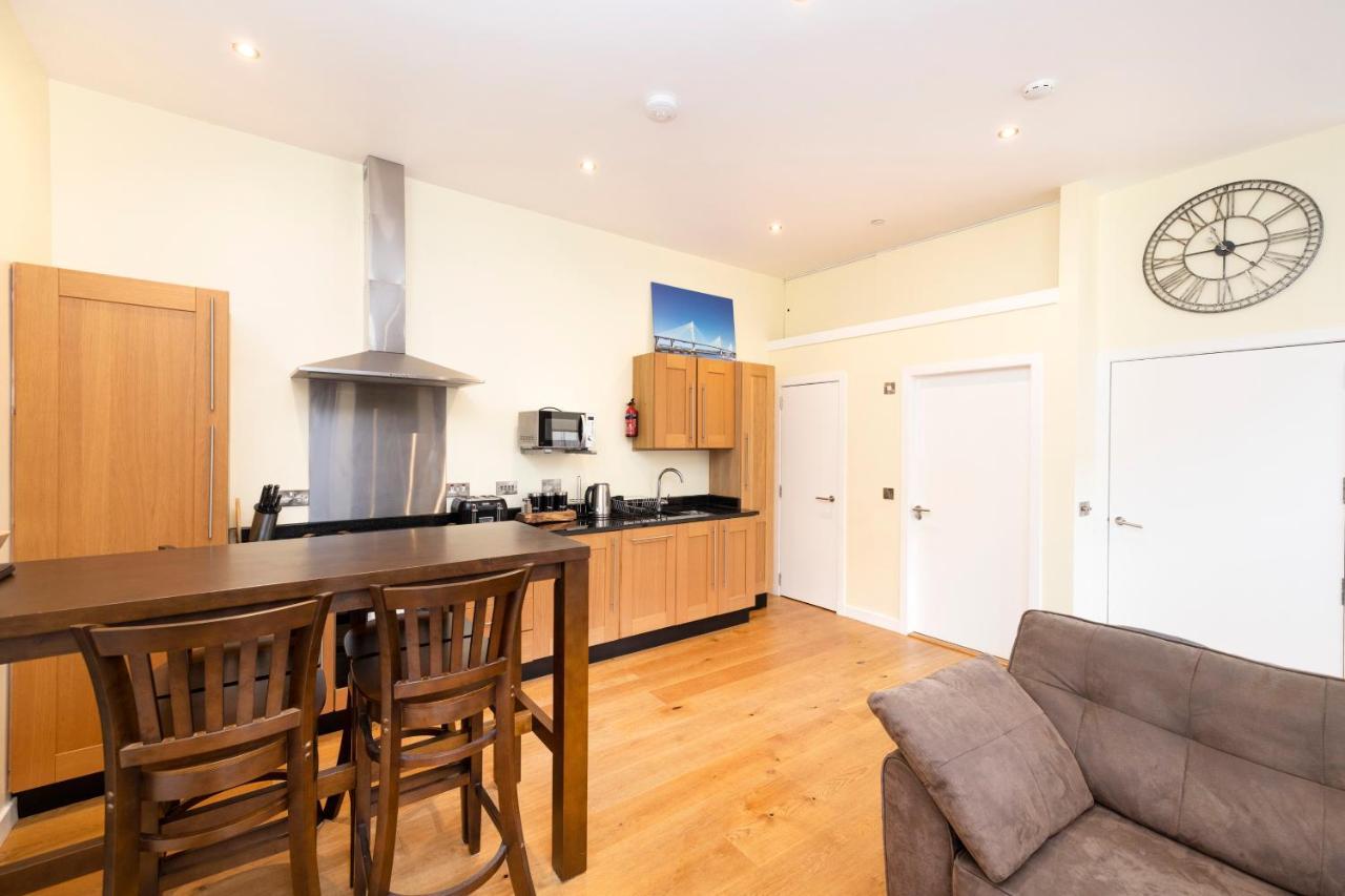 Appartamento Joivy 1 Bed Flat In Old Town, Next To St Giles Cathedral Edimburgo Esterno foto